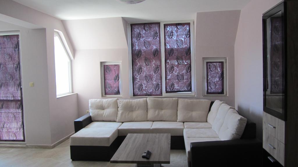 Bogorodi Terrace Apartment بورغاس الغرفة الصورة