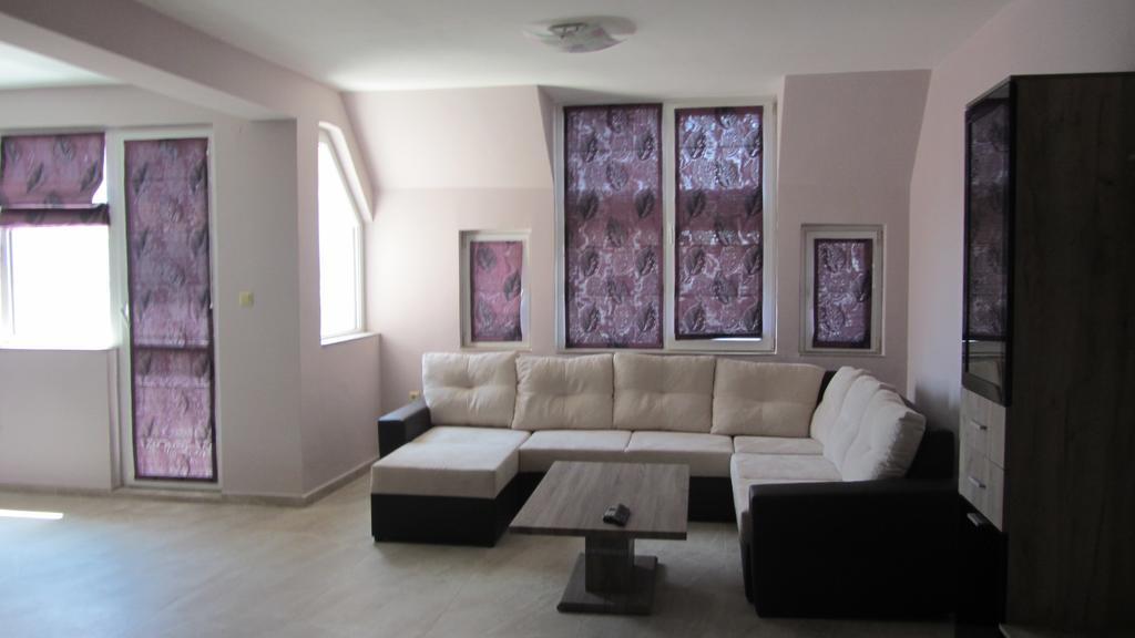 Bogorodi Terrace Apartment بورغاس الغرفة الصورة